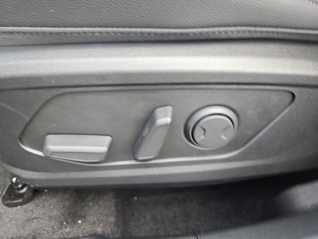 new 2025 Hyundai SANTA CRUZ car, priced at $37,115