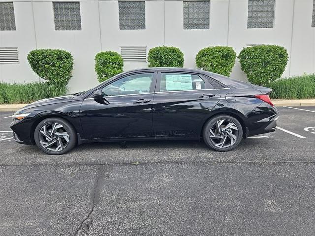 new 2025 Hyundai Elantra car, priced at $31,560