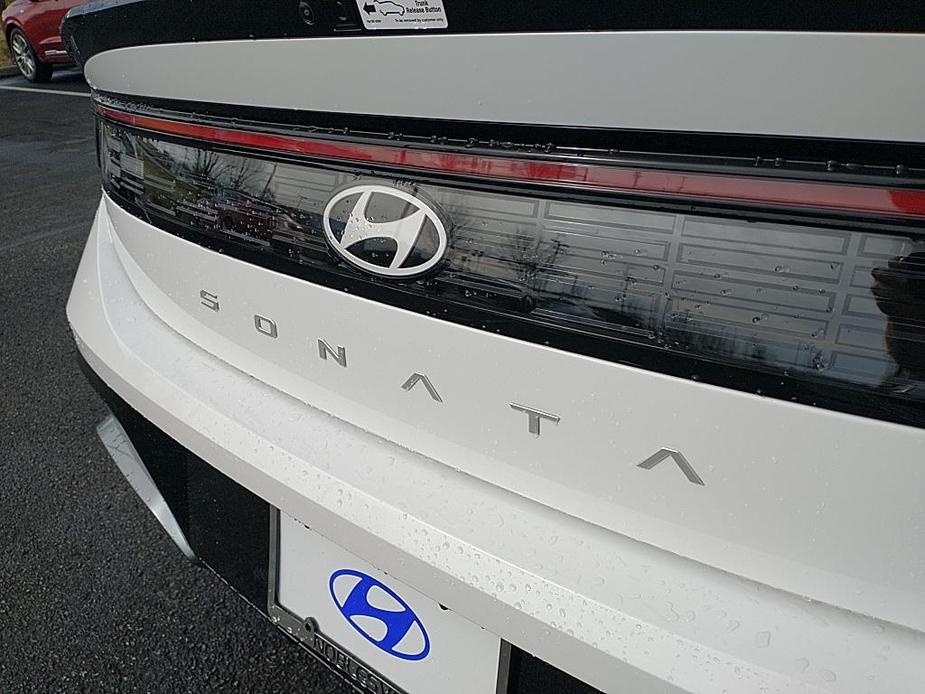 new 2024 Hyundai Sonata car, priced at $31,185