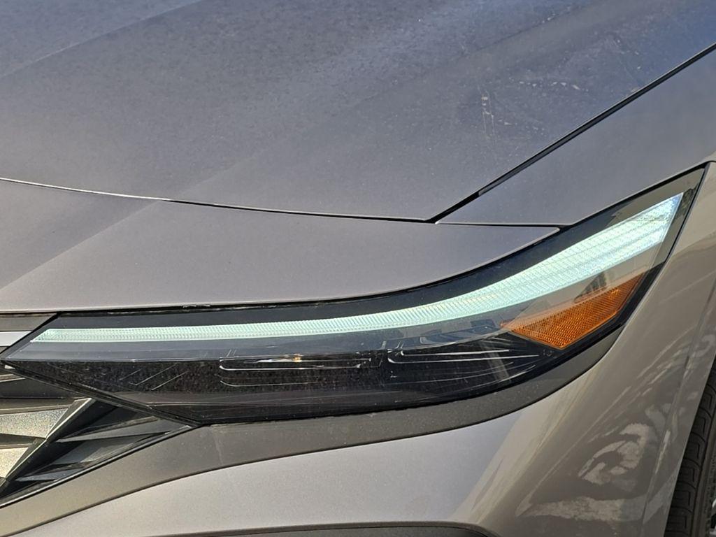 new 2026 Hyundai ELANTRA HEV car, priced at $27,335