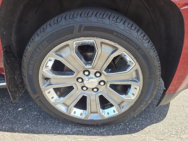used 2016 GMC Yukon XL car, priced at $23,231