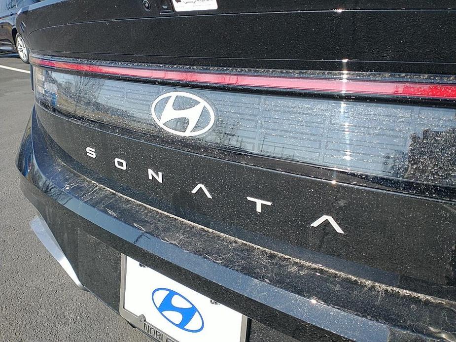 new 2024 Hyundai Sonata car, priced at $32,185