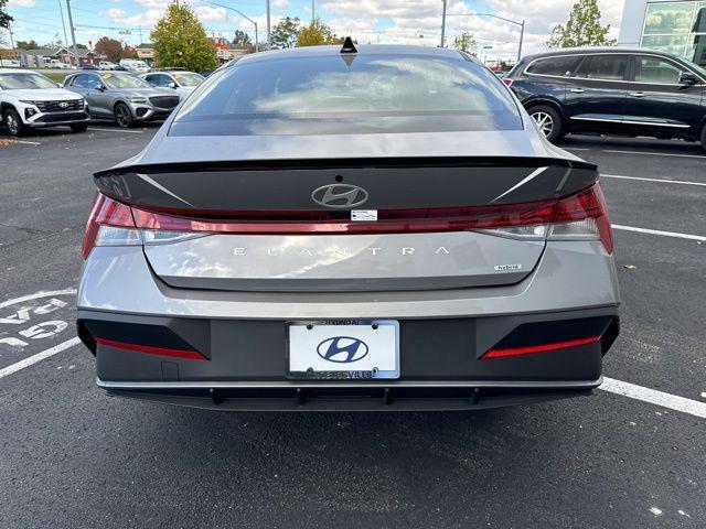 new 2025 Hyundai Elantra HEV car, priced at $28,775