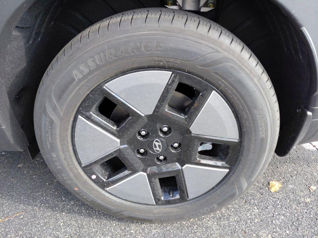 new 2026 Hyundai Santa Fe car, priced at $40,400