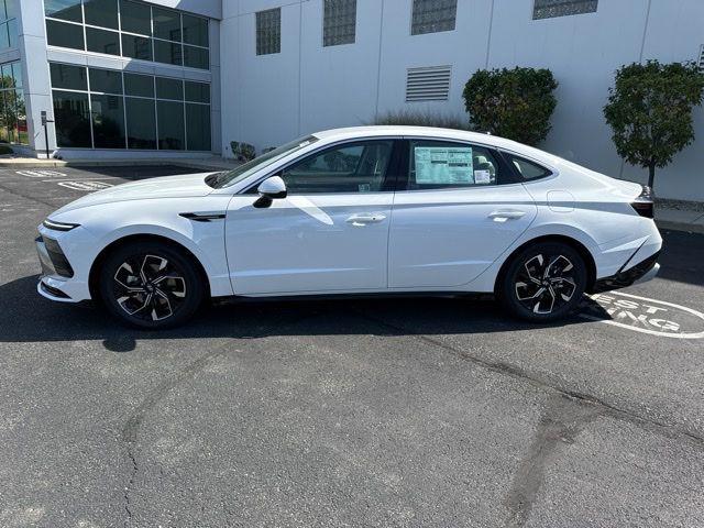 new 2024 Hyundai Sonata car, priced at $31,210