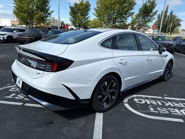 new 2024 Hyundai Sonata car, priced at $31,210