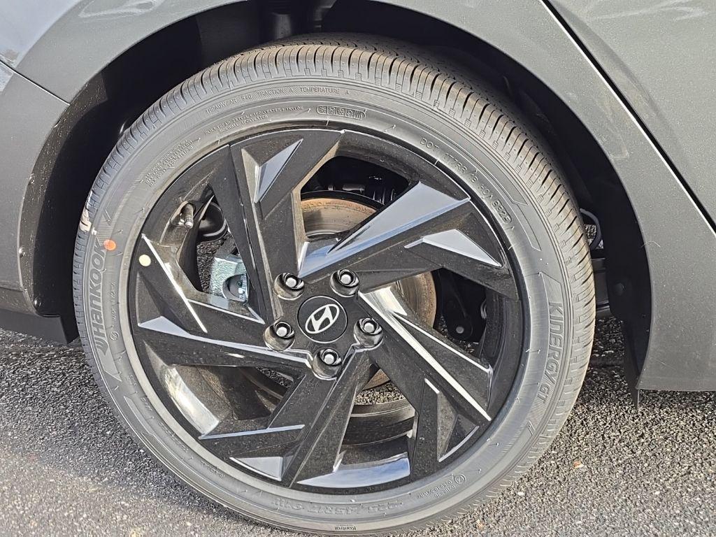 new 2026 Hyundai ELANTRA HEV car, priced at $29,255