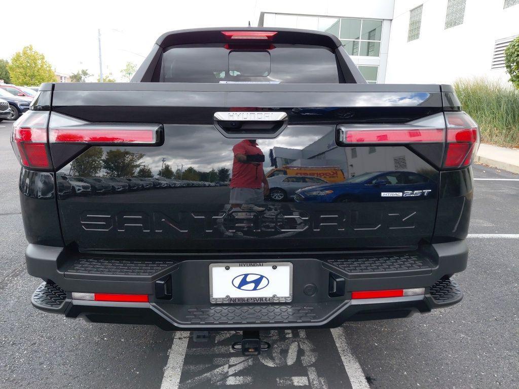 used 2023 Hyundai SANTA CRUZ car, priced at $27,000