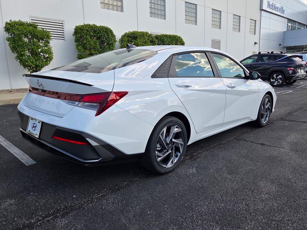 new 2025 Hyundai Elantra car, priced at $25,590