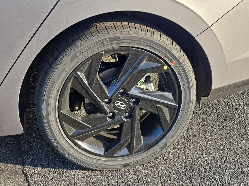 new 2026 Hyundai ELANTRA HEV car, priced at $29,255