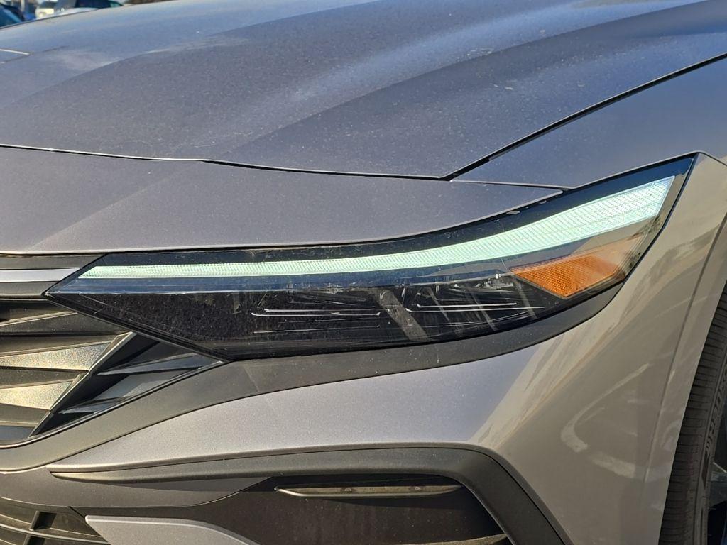 new 2026 Hyundai ELANTRA HEV car, priced at $29,255