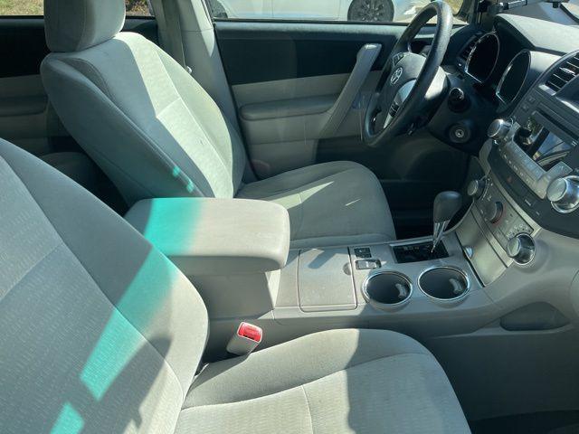 used 2012 Toyota Highlander car