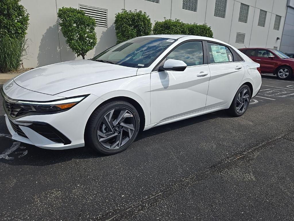 new 2025 Hyundai Elantra car, priced at $32,105