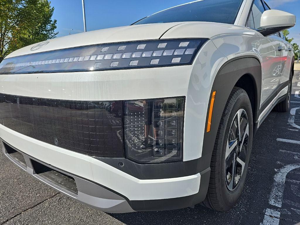 new 2026 Hyundai IONIQ 9 car, priced at $65,375