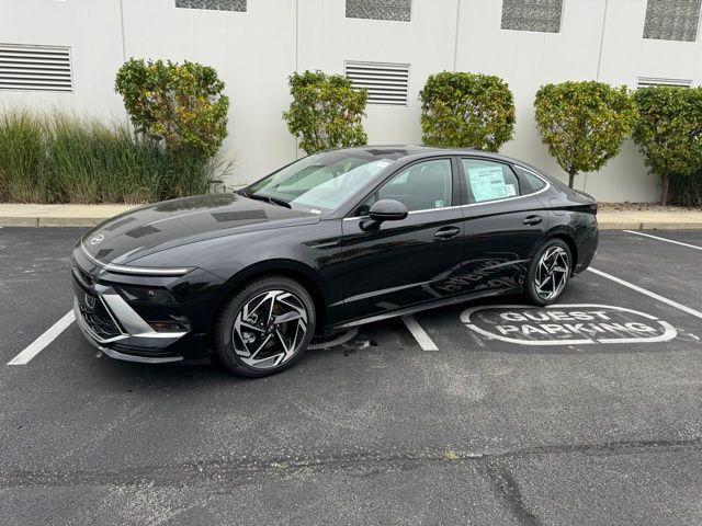 new 2025 Hyundai Sonata car, priced at $32,440