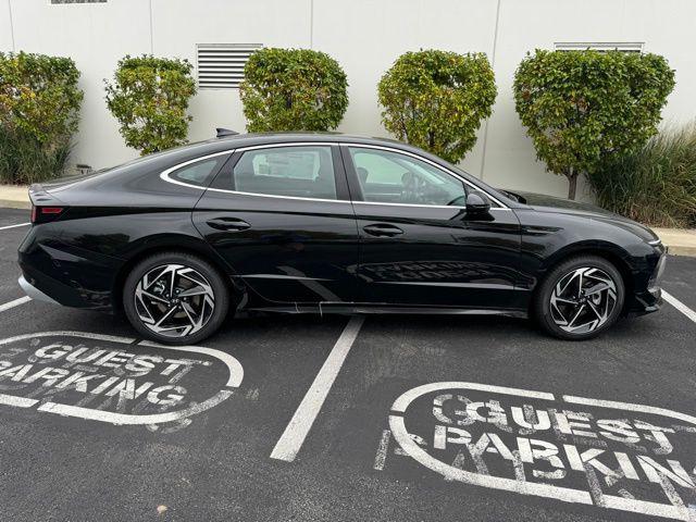 new 2025 Hyundai Sonata car, priced at $32,440