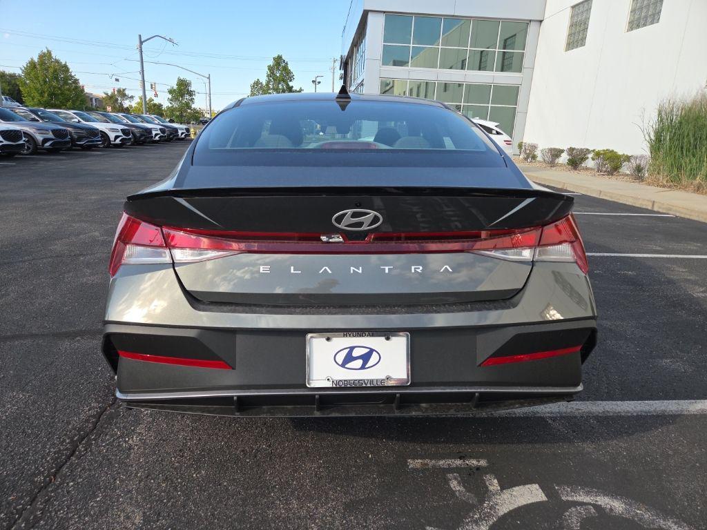 new 2025 Hyundai Elantra car, priced at $25,055