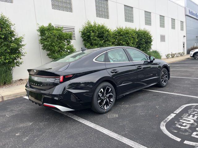 new 2025 Hyundai Sonata car, priced at $29,830