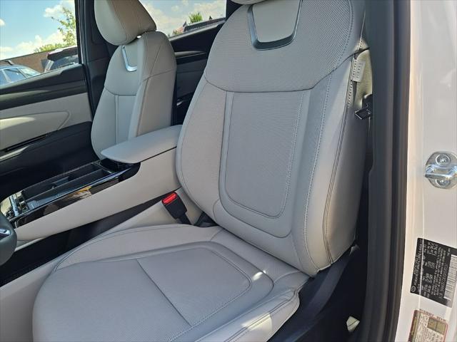 new 2025 Hyundai Tucson car, priced at $43,060