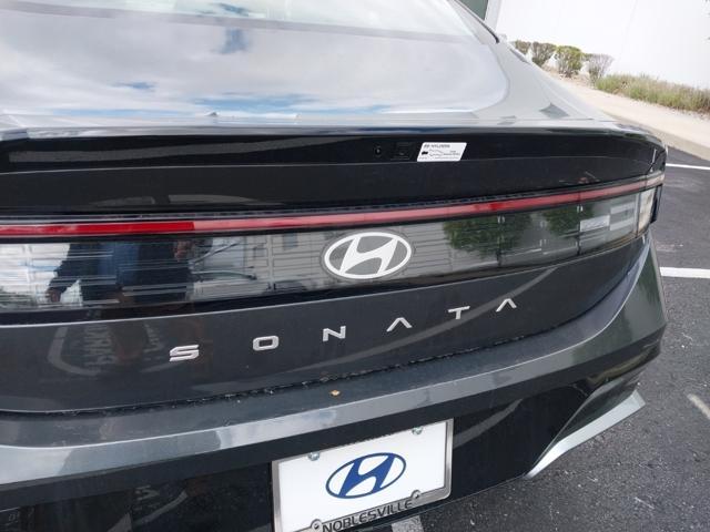new 2024 Hyundai Sonata car, priced at $29,230