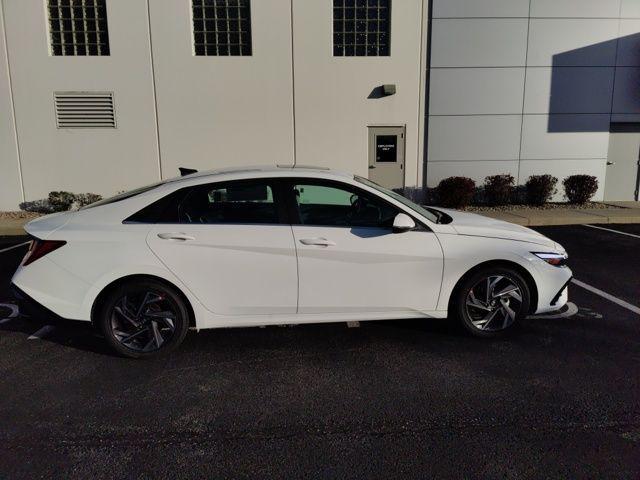 new 2025 Hyundai Elantra car, priced at $28,660