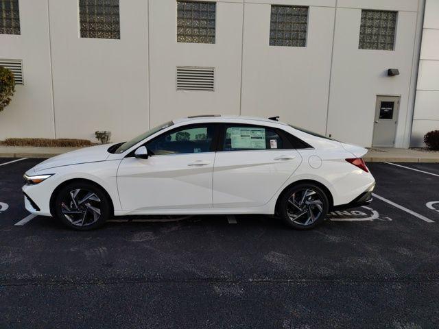 new 2025 Hyundai Elantra car, priced at $28,660