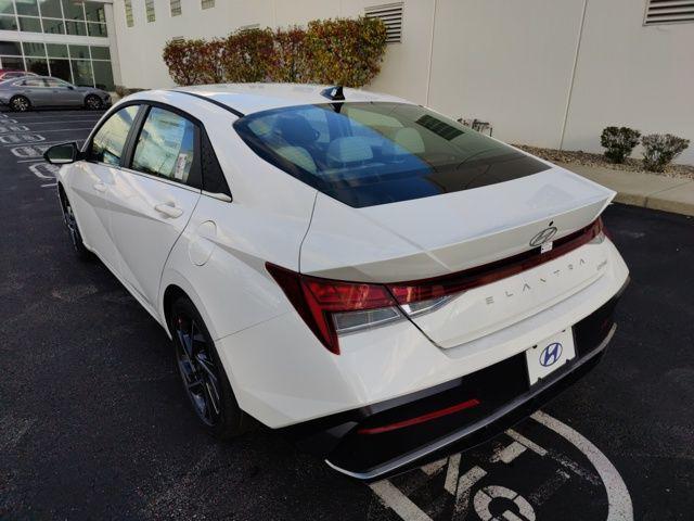 new 2025 Hyundai Elantra car, priced at $28,660