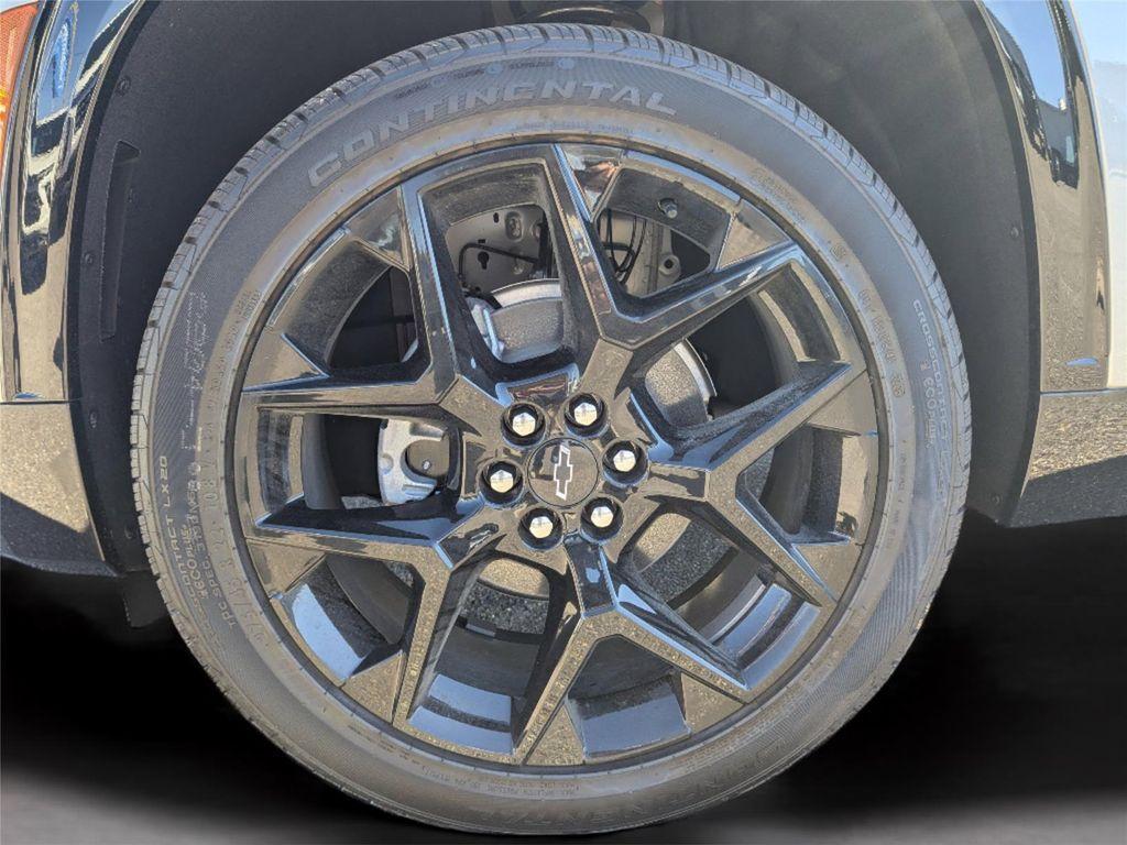 new 2026 Chevrolet Traverse car, priced at $56,375