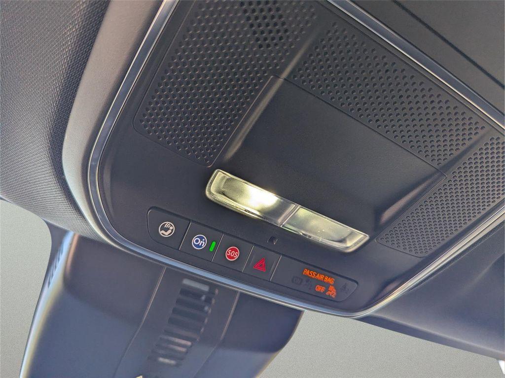 new 2026 Chevrolet Traverse car, priced at $56,375