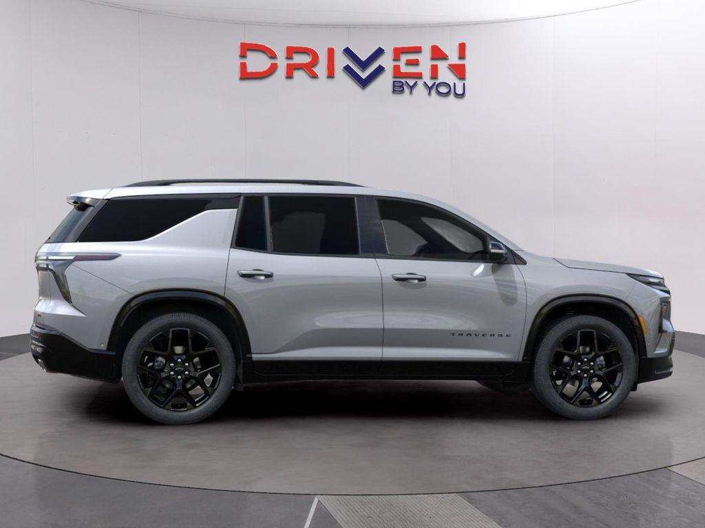 new 2026 Chevrolet Traverse car, priced at $53,697