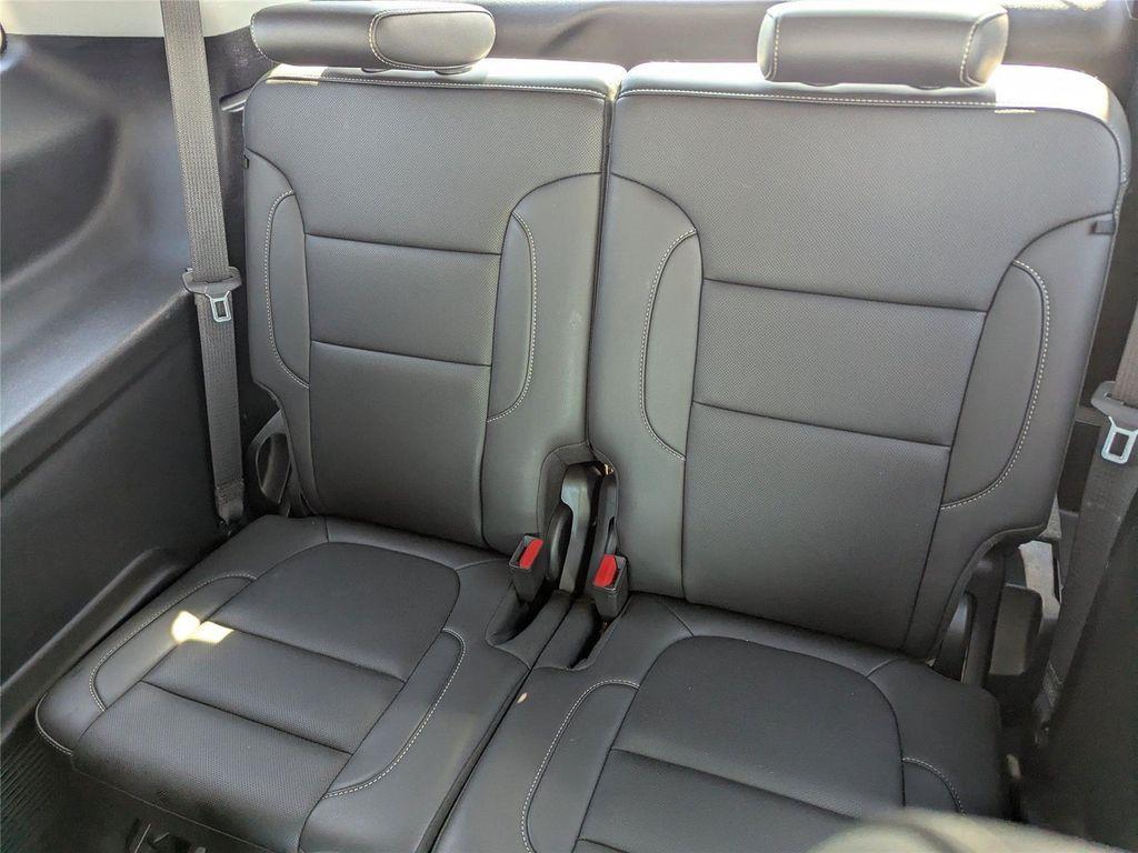 used 2023 GMC Acadia car, priced at $28,399