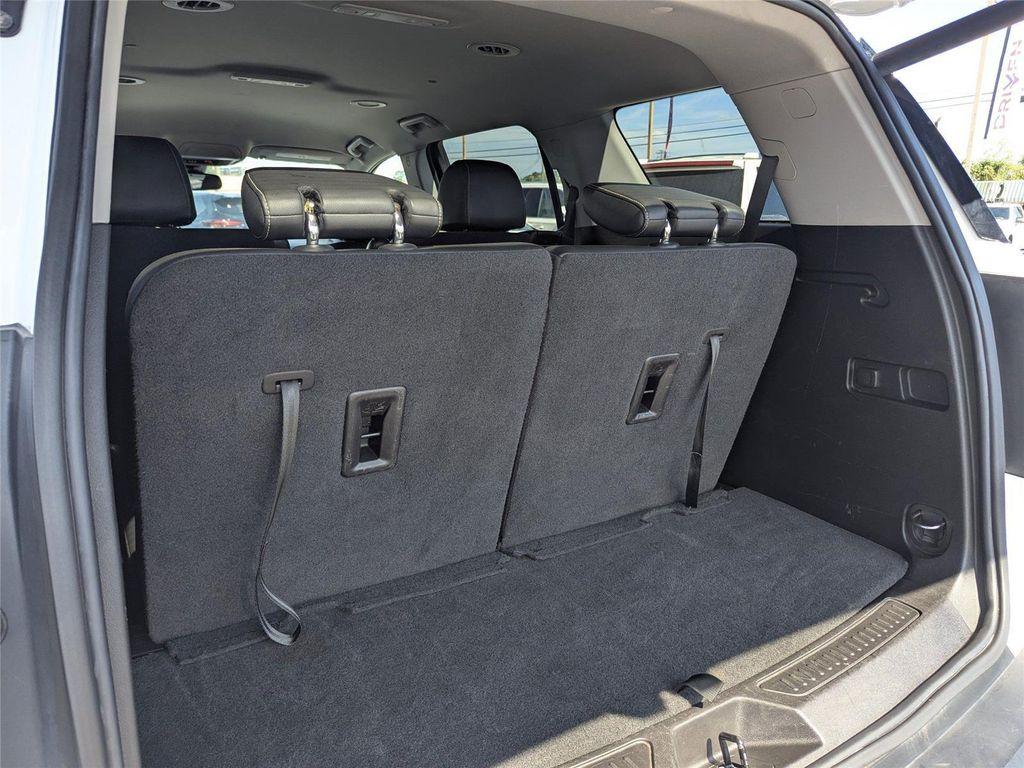 used 2023 GMC Acadia car, priced at $28,399