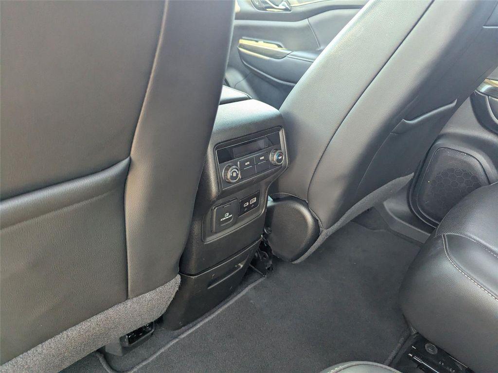used 2023 GMC Acadia car, priced at $28,399