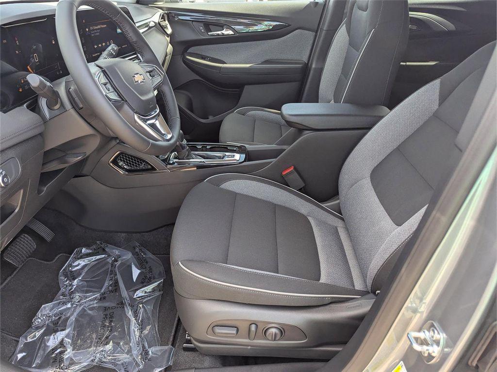 new 2026 Chevrolet TrailBlazer car, priced at $26,410