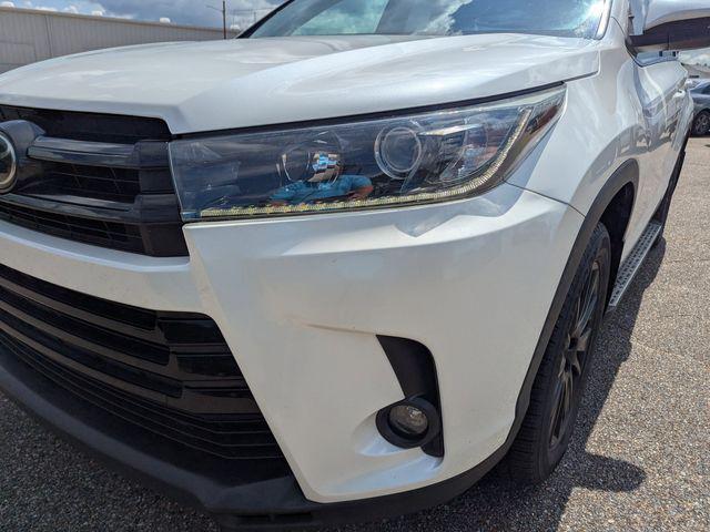 used 2019 Toyota Highlander car, priced at $20,499