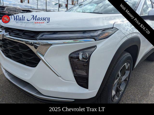 new 2025 Chevrolet Trax car, priced at $24,720