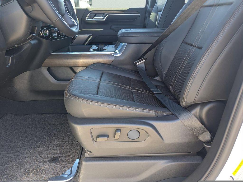 new 2026 Chevrolet Silverado 2500 car, priced at $83,232