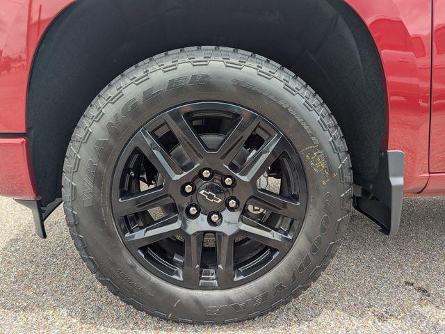 new 2025 Chevrolet Silverado 1500 car, priced at $52,647