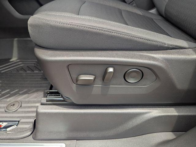 new 2025 Chevrolet Silverado 1500 car, priced at $52,647