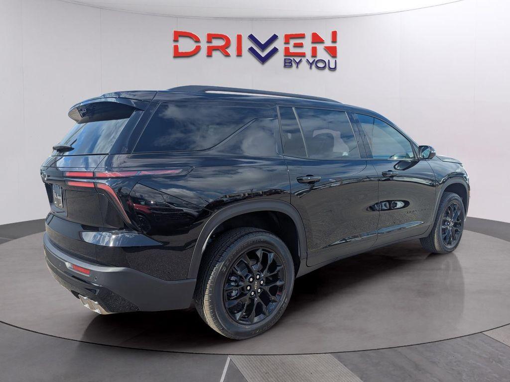 new 2026 Chevrolet Traverse car, priced at $45,410