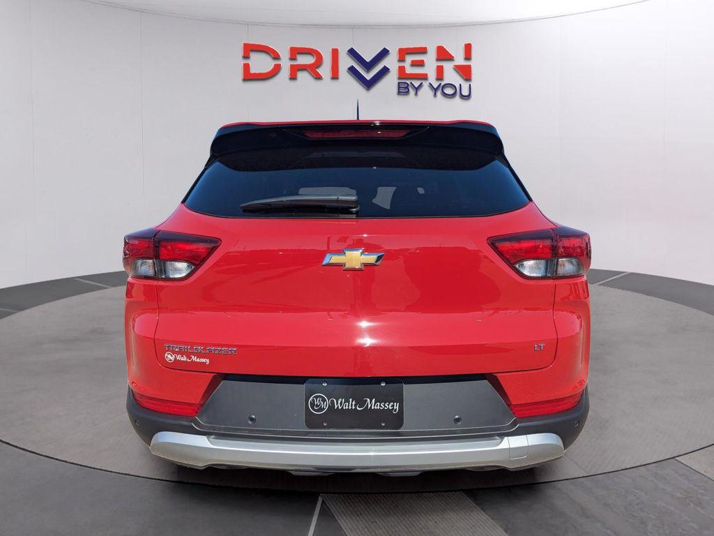 new 2026 Chevrolet TrailBlazer car, priced at $27,114