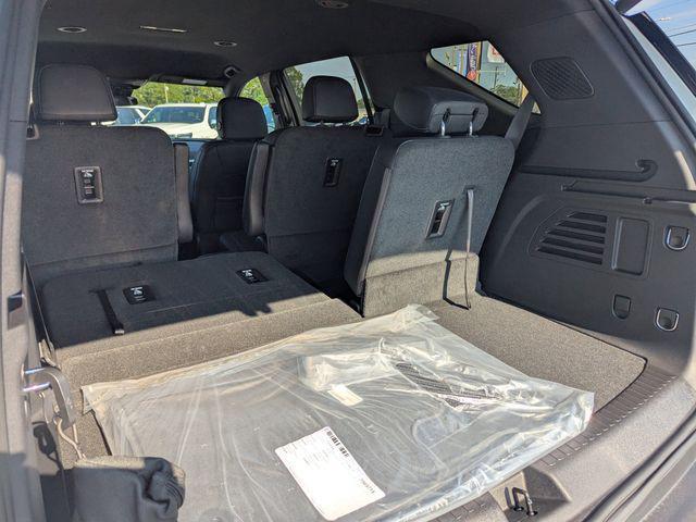 new 2025 Chevrolet Traverse car, priced at $40,249