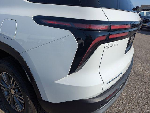new 2025 Chevrolet Traverse car, priced at $40,249