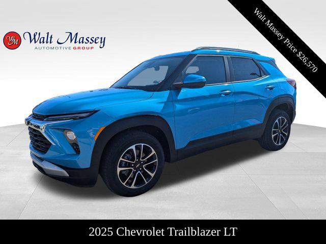 new 2025 Chevrolet TrailBlazer car, priced at $26,570