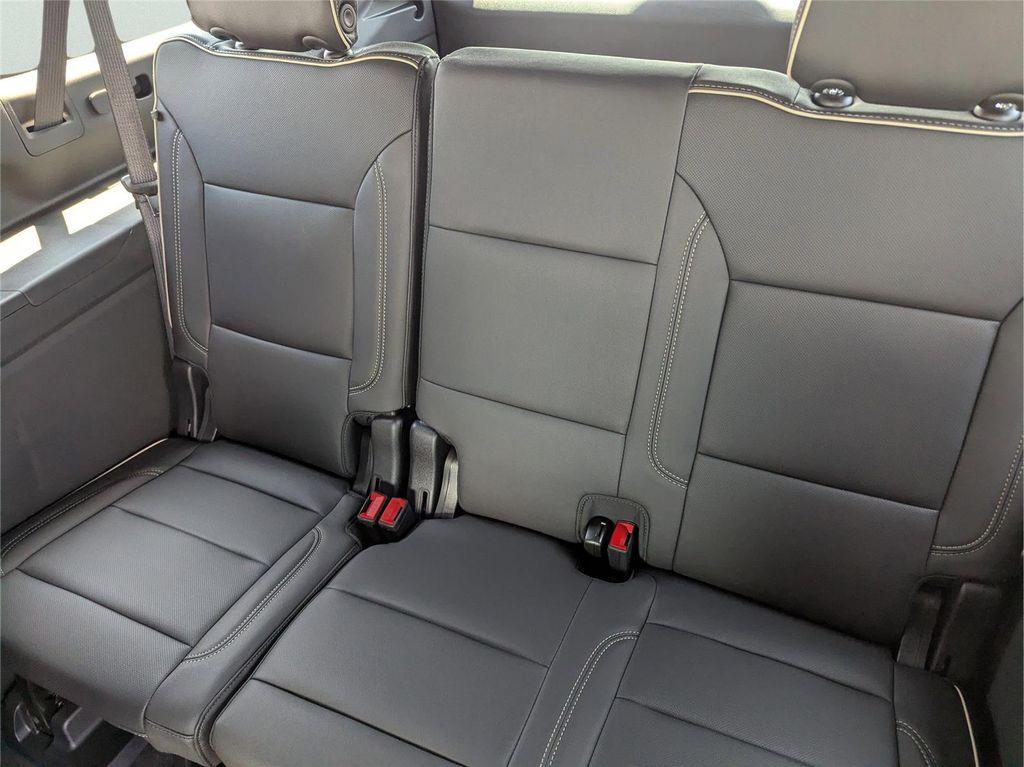 new 2025 Chevrolet Suburban car, priced at $73,992