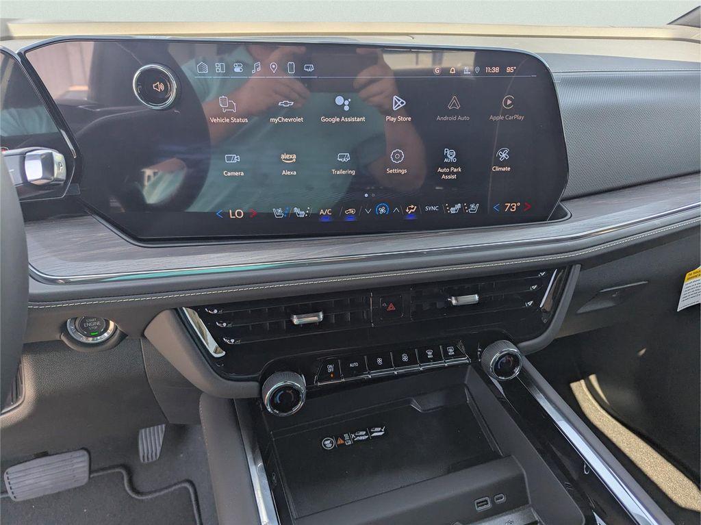 new 2025 Chevrolet Suburban car, priced at $73,992