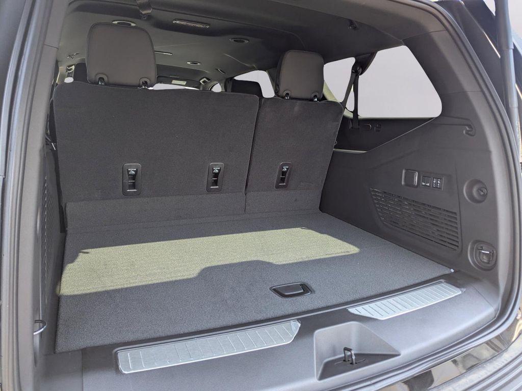 new 2025 Chevrolet Suburban car, priced at $73,992