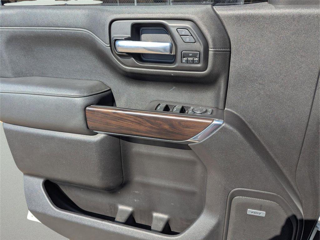 used 2021 GMC Sierra 1500 car, priced at $31,899