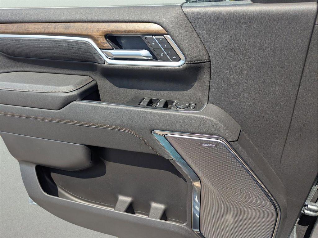 new 2025 Chevrolet Silverado 2500 car, priced at $81,803