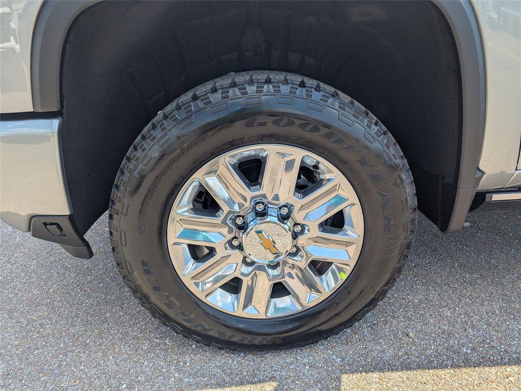 new 2025 Chevrolet Silverado 2500 car, priced at $81,803